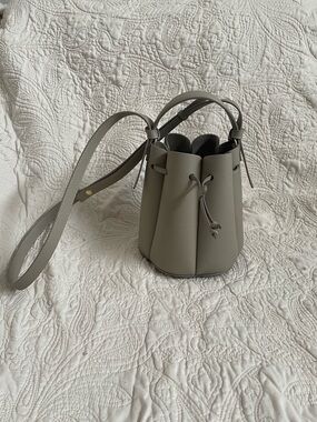 Polene Numero Huit in Taupe